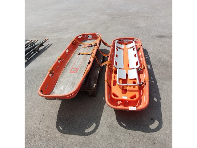 2x kuipbrancard, ferno, model 71, en 3x opvouwbare brancard - afbeelding 5 van  9