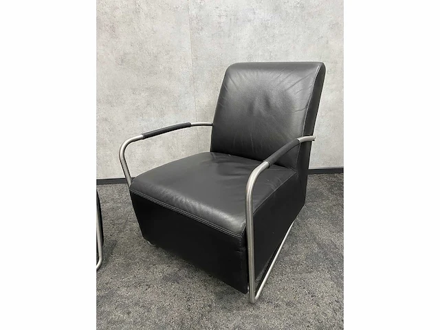 2x kunstlederen lounge fauteuil - afbeelding 4 van  7