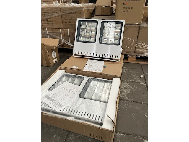 2x led flood light/bouwlamp 2x135w 5700k dimbaar ellipz lighting - afbeelding 1 van  7