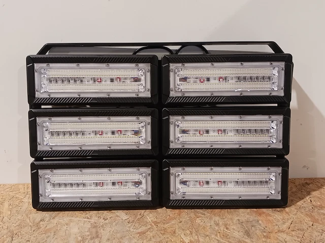 2x led schijnwerper 300w, liper, zwart, 2024 - afbeelding 2 van  8
