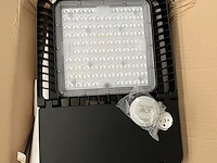 2x led straatverlichting, 1x led highbay lamp ellipz lighting - afbeelding 2 van  4