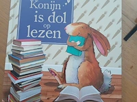 2x leesboek konijn is dol op lezen - afbeelding 1 van  3