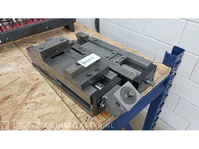 2x machine werkstukklem garant, nc125 - afbeelding 1 van  9