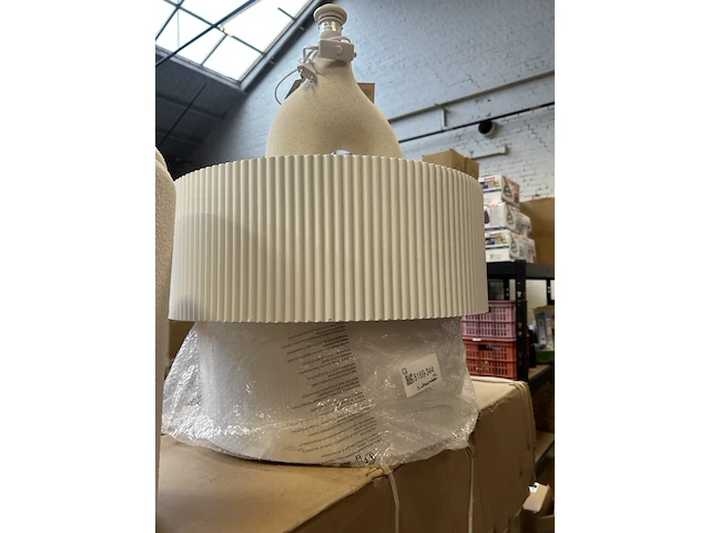 2x meubel, 1x woonaccessoire, beige - afbeelding 4 van  7