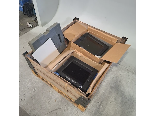 2x monitor, pec, 5400 flat - afbeelding 2 van  9