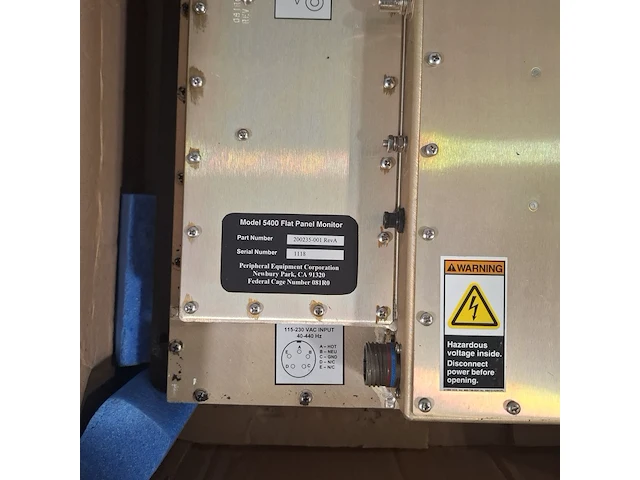 2x monitor, pec, 5400 flat - afbeelding 8 van  9