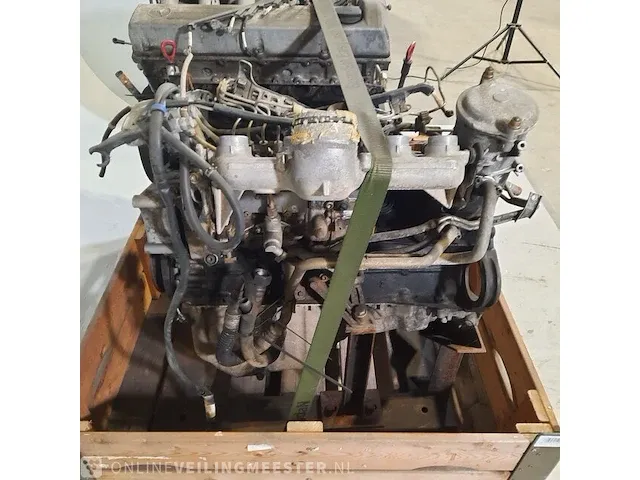 2x motor in onderdelen mercedes-benz - afbeelding 11 van  13