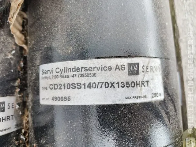2x nieuwe hydraulische cilinders servi, cd210ss140/70x1350hrt, zwart - afbeelding 3 van  3
