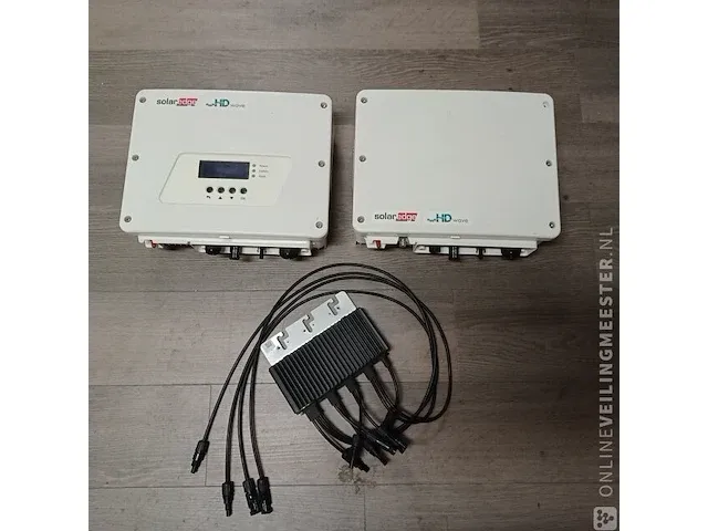 2x omvormer pv solar edge, se 3500h en se 2200h met display en meervoudige optimizer, wit, bouwjaar 2016 - afbeelding 1 van  7