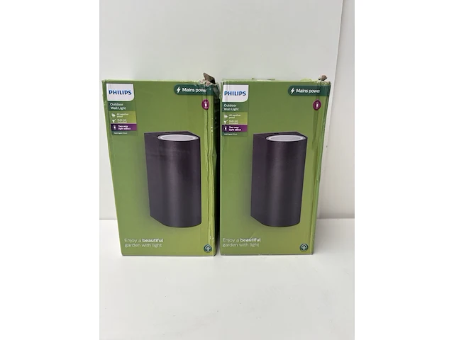 2x outdoor buitenlamp wandmodel philips - afbeelding 1 van  1