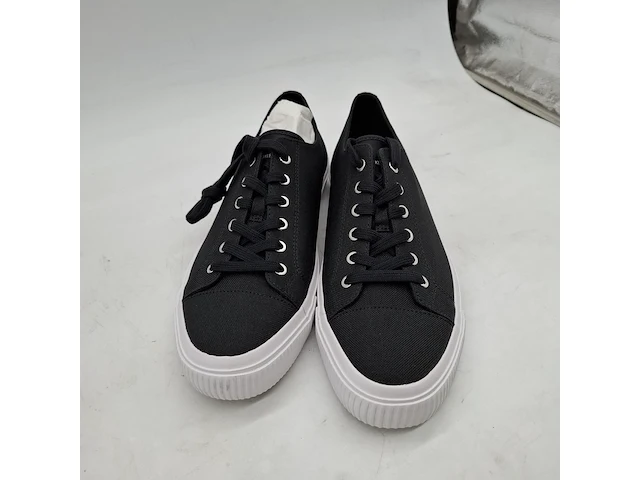 2x paar schoenen, maat 44, calvin klein - afbeelding 6 van  8