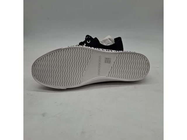2x paar schoenen, maat 44, calvin klein - afbeelding 7 van  8