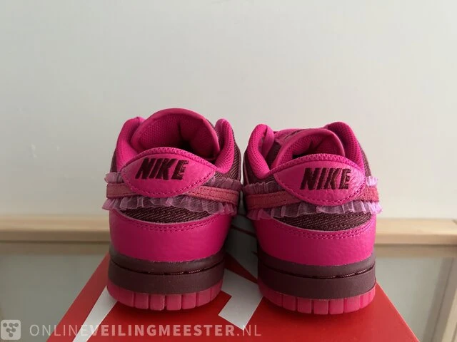 2x paar sneakers maat 36.5 nike, dunk low - afbeelding 3 van  13