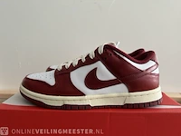 2x paar sneakers maat 36.5 nike, dunk low - afbeelding 7 van  13