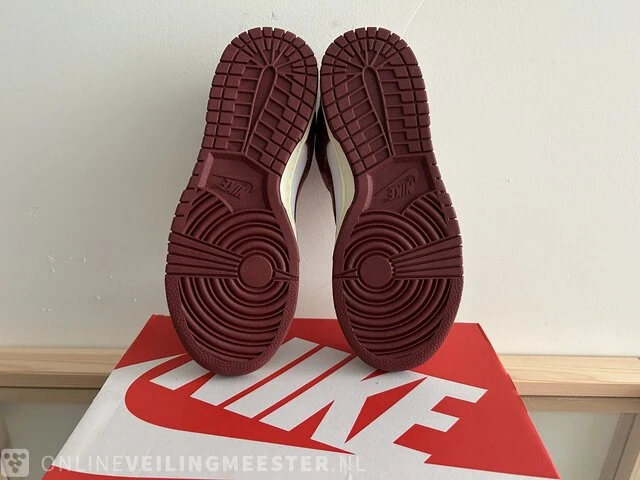 2x paar sneakers maat 36.5 nike, dunk low - afbeelding 11 van  13