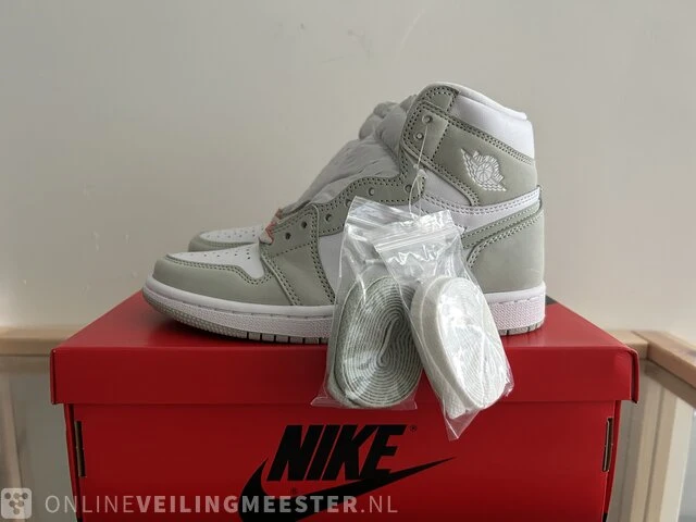 2x paar sneakers maat 36.5 nike, jordan 1 - afbeelding 1 van  14