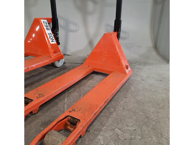 2x palletwagen, bt-lifter, lhm230 - afbeelding 13 van  18