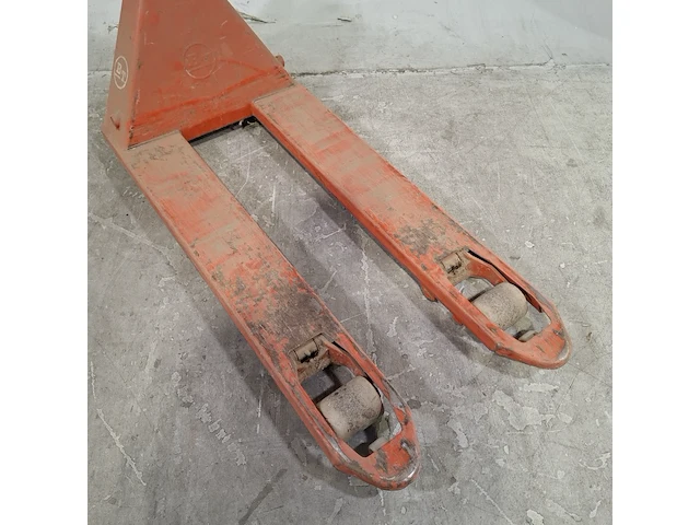 2x palletwagen, o.a. bt-lifter, o.a l2000/10 - afbeelding 2 van  15