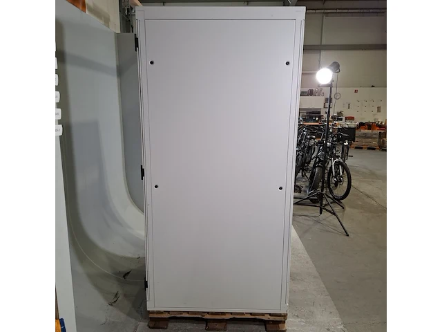 2x patchkast, o.a black box - afbeelding 7 van  7