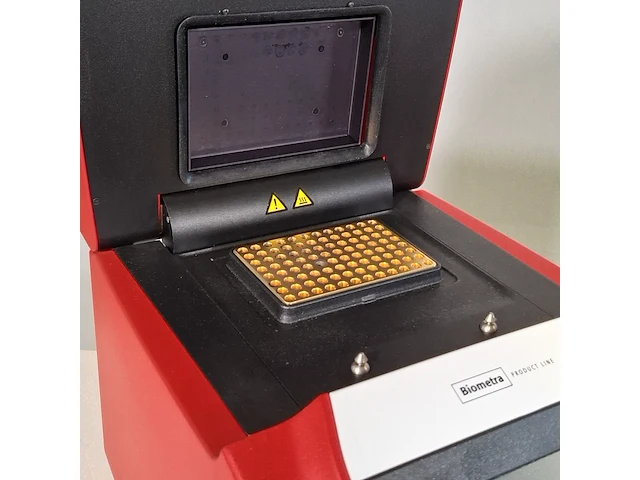 2x pcr apparaat, biometra, tadvanced basiseinheit 846-x-070-280 - afbeelding 7 van  8