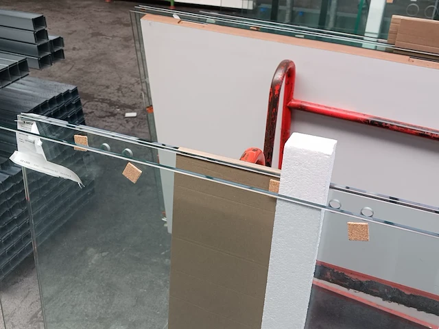 2x platenwagen met inhoud - afbeelding 5 van  33