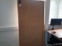 2x prikbord - afbeelding 1 van  2