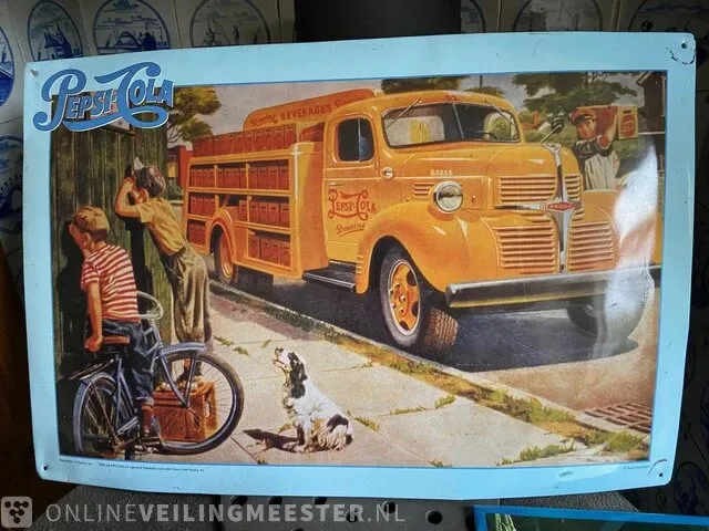 2x reclamebord pepsi, celis white en coca cola kistje - afbeelding 2 van  6