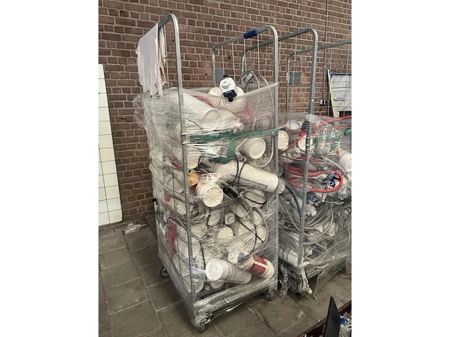 2x rolcontainer met waterfilters - afbeelding 5 van  6