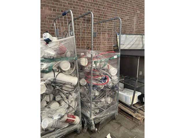 2x rolcontainer met waterfilters - afbeelding 6 van  6