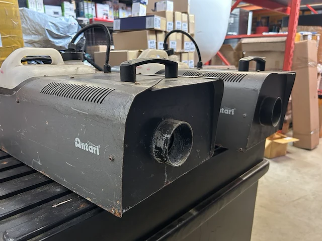 2x rookmachine met transportkist verrijdbaar, antari, z-1500 ii - afbeelding 3 van  6