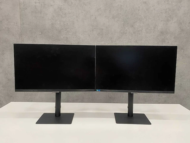 2x samsung s24a600ucu - 24" monitor op voet - dp, hdmi - afbeelding 8 van  15