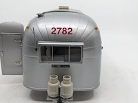 2x schaalmodel, auto en caravan o.a. motor city classics - afbeelding 5 van  20