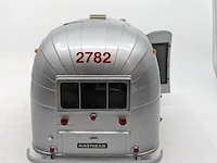 2x schaalmodel, auto en caravan o.a. motor city classics - afbeelding 7 van  20