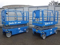 2x schaarhoogwerker genie gs-2046 elektrisch 8.1m 2015/2015 2 stuks