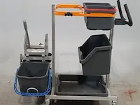 2x schoonmaak kar diversey - afbeelding 2 van  14