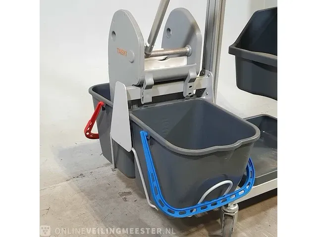 2x schoonmaak kar diversey - afbeelding 3 van  14