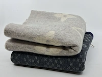 2x sjaal, louis vuitton - afbeelding 1 van  12