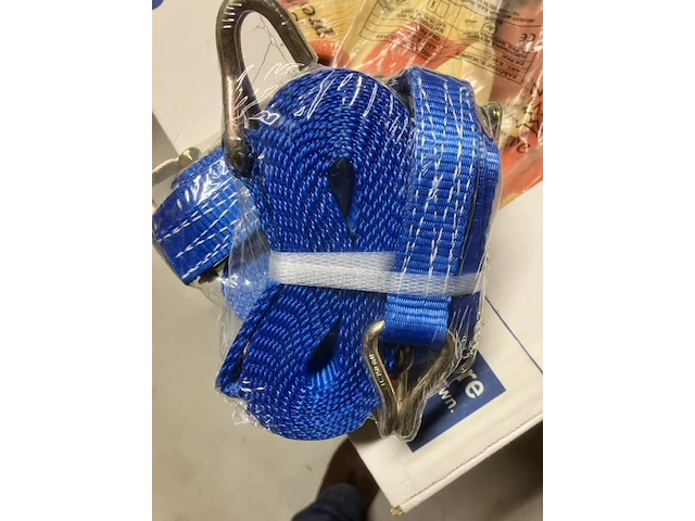 2x spanband met ratelstuk 25mm breed 4mtr,. plus 1mtr. - afbeelding 10 van  11