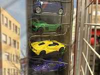 2x speelgoed garage met lift en auto's majorette, motor lift center - afbeelding 3 van  4