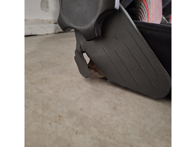 2x sportstoelen zonder geleiders en bevestiging - afbeelding 6 van  9