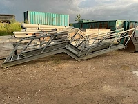 2x stalen trap. - afbeelding 1 van  10