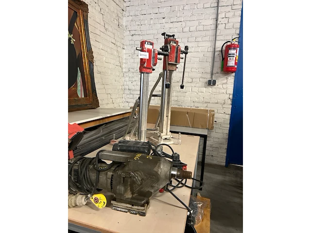 2x statief voor diamantboor + acc. en motor w.o. adamas - afbeelding 1 van  11