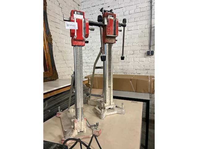 2x statief voor diamantboor + acc. en motor w.o. adamas - afbeelding 5 van  11
