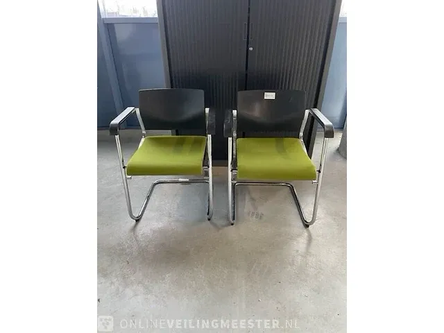 2x stoel groen - afbeelding 1 van  4