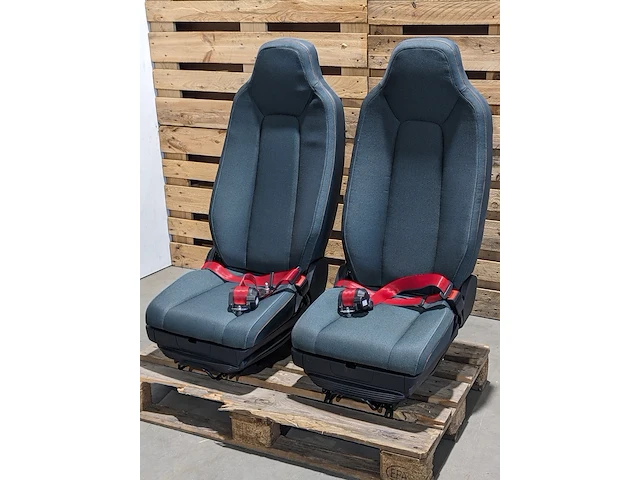 2x stoel voor o.a. volvo fe - afbeelding 13 van  17