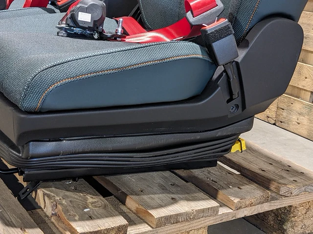 2x stoel voor o.a. volvo fe - afbeelding 13 van  13