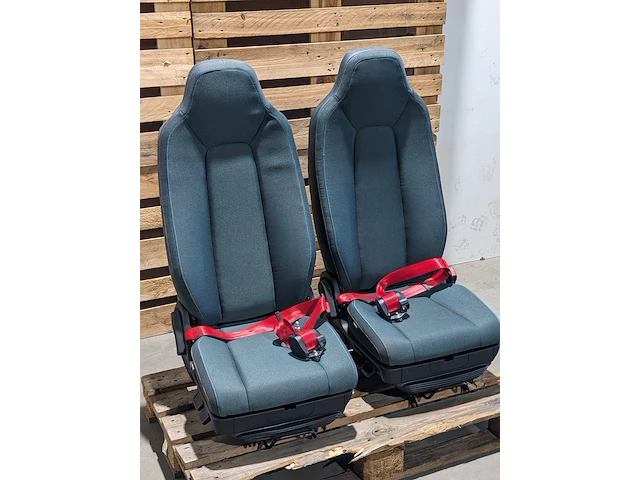 2x stoel voor o.a. volvo fe - afbeelding 4 van  11