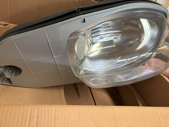 2x straatverlichting armatuur - afbeelding 1 van  3