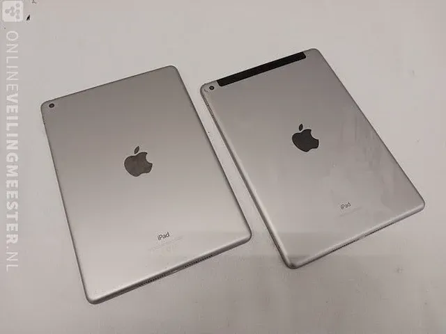 2x tablet apple, ipad 5e en 6e generatie, space gray - afbeelding 2 van  3
