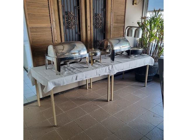 2x tafel met warmhoud apparatuur, o.a. rechaud - afbeelding 1 van  13